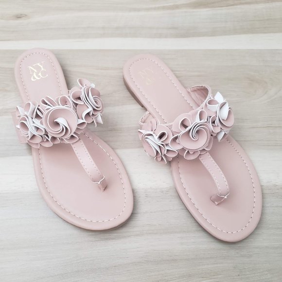 New York & Company Liana Flower Design Flip-Flops Thong Sandals Nude Pink Size 8 - Picture 10 of 10